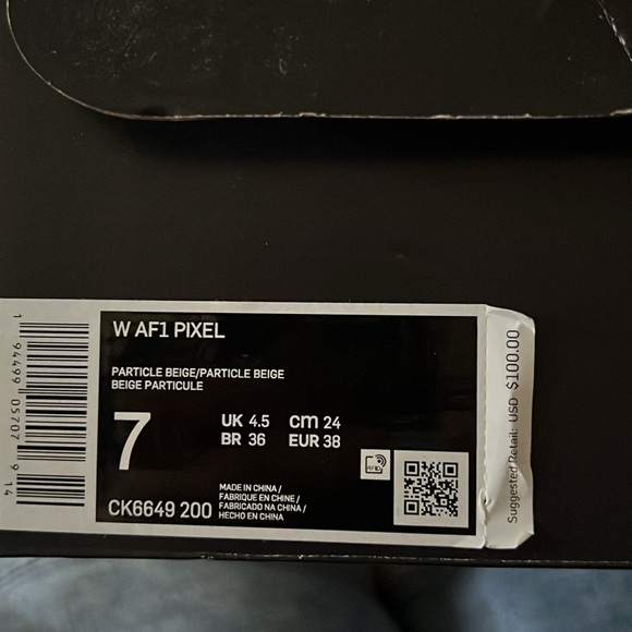 Women’s Nike AF1 Pixel size 7 women - Picture 5 of 5